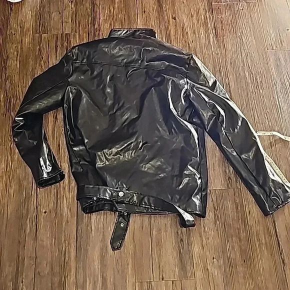 NWT Womens Pretty Little Things Black Faux Leather Oversized Moto Jacket Sz 2 - Picture 5 of 8